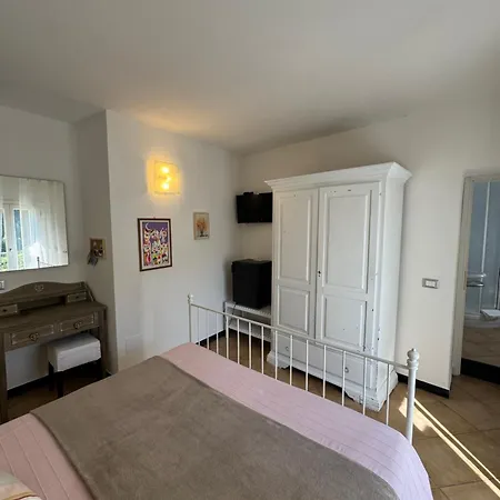 Pzeta Affittacamere Vernazza