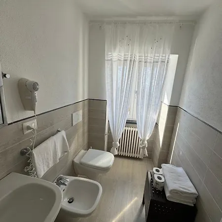 Guest house Affittacamere Pzeta *